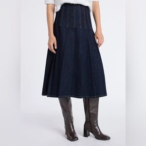 Free Assembly Women's Stitch Pleated Denim Skirt Indigo NWT Size 4